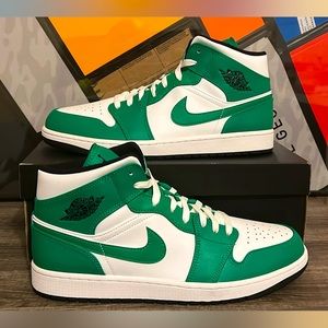 Brand new air Jordan 1 lucky green, size 13